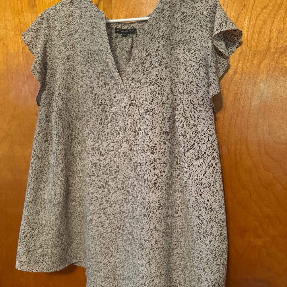 Adrianna Papell cream Flowy Short Sleeve Pullover Blouse